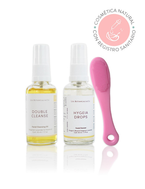 Doble limpieza facial con aceite limpiador dedo exfoliante y jabon liquido natural y organico